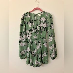 Floral Romper XXS with Cutout Back